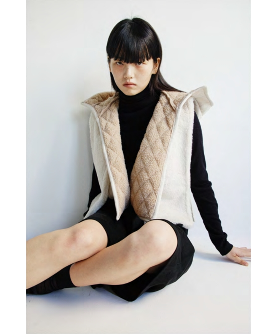 Contrast Fabric Vest with Detachable Hood Scarf
