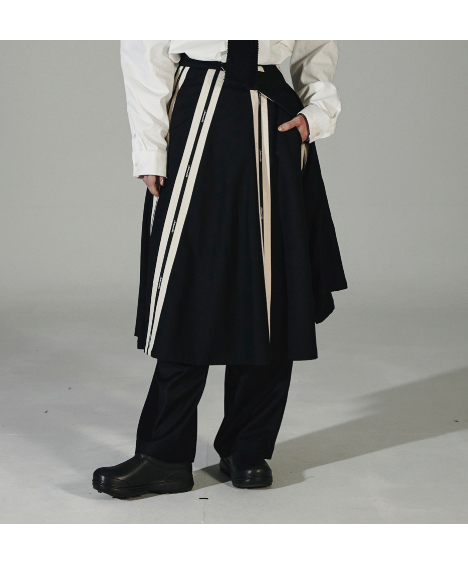 BLACK LABEL SKIRT